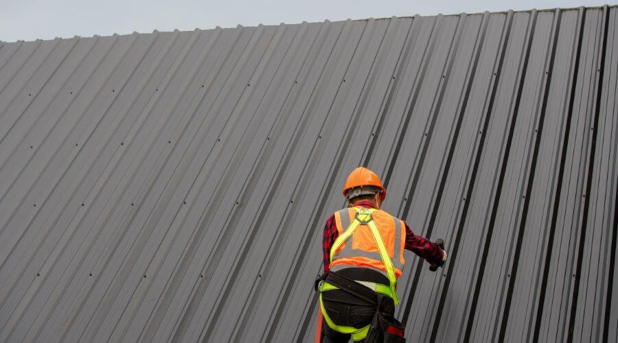 Professional residential roofers in Hollister, MO